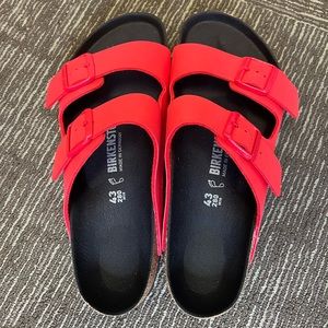 New Birkenstock leather sandals. Size 43 which is a woman’s 11 and men’s 10.